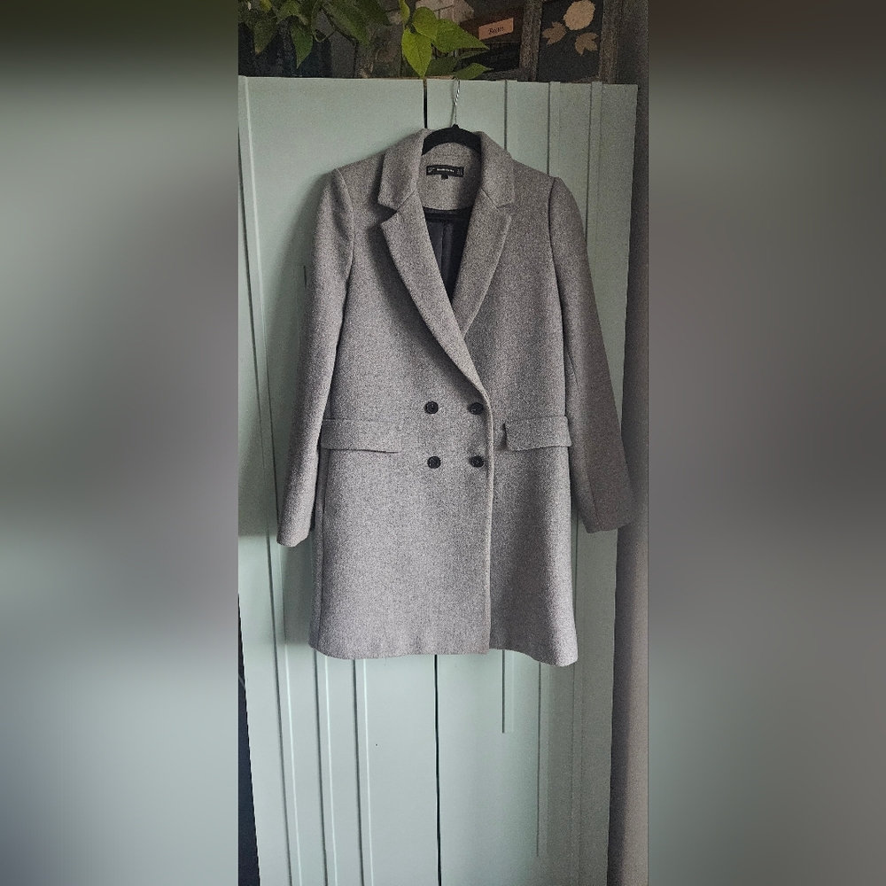 Zara Women's Classic Gray Pea Coat